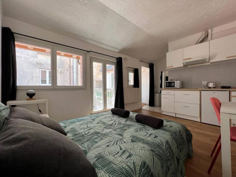Le Cocon De Melun Apartment ภายนอก รูปภาพ